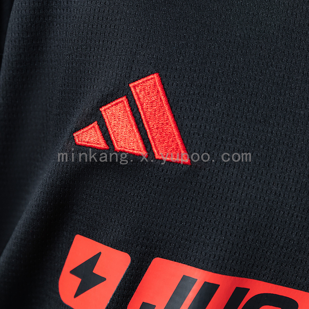 Colo Colo 26/27 Away Kids Kit Size 16-28 7