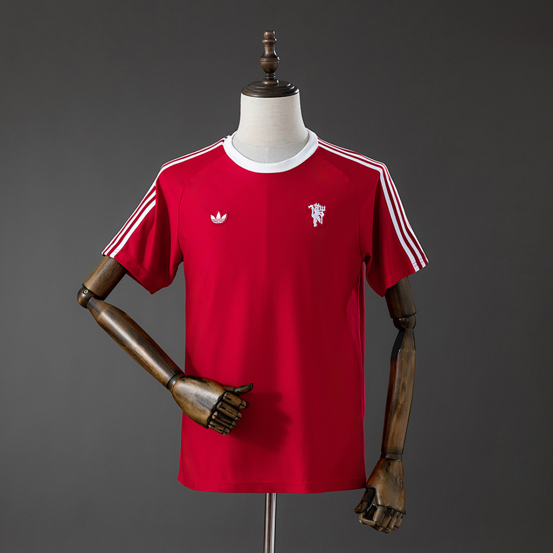 M-U Terrace Icons T-Shirt Red S-XXL 2
