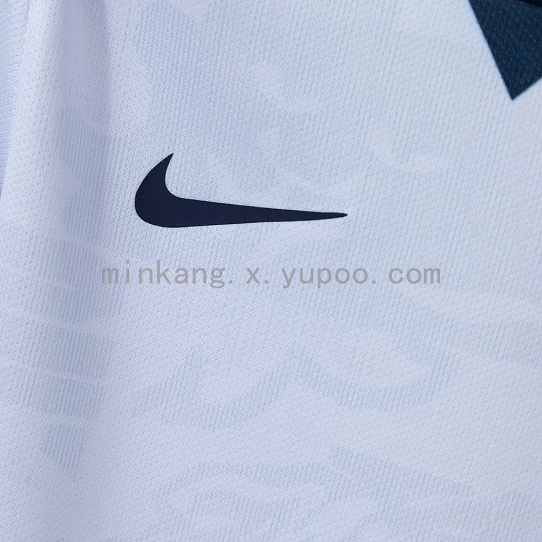 England 26/27 Baby Home Jersey size 9/12 7