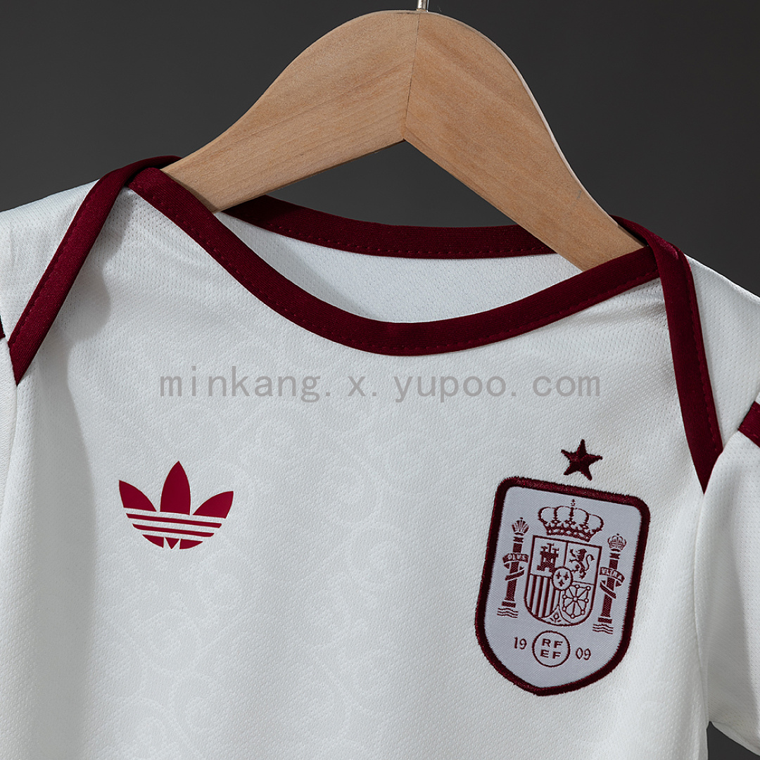 Spain 26/27 Baby Away Jersey size 9/12 9