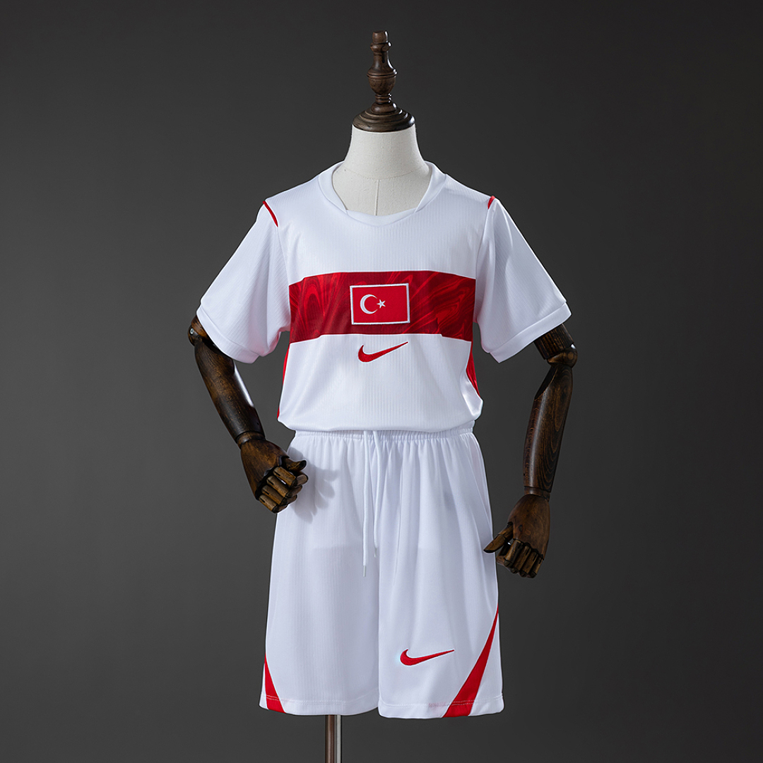 Turkey 2026 Home Kids Kit Jersey Size 16-28 2