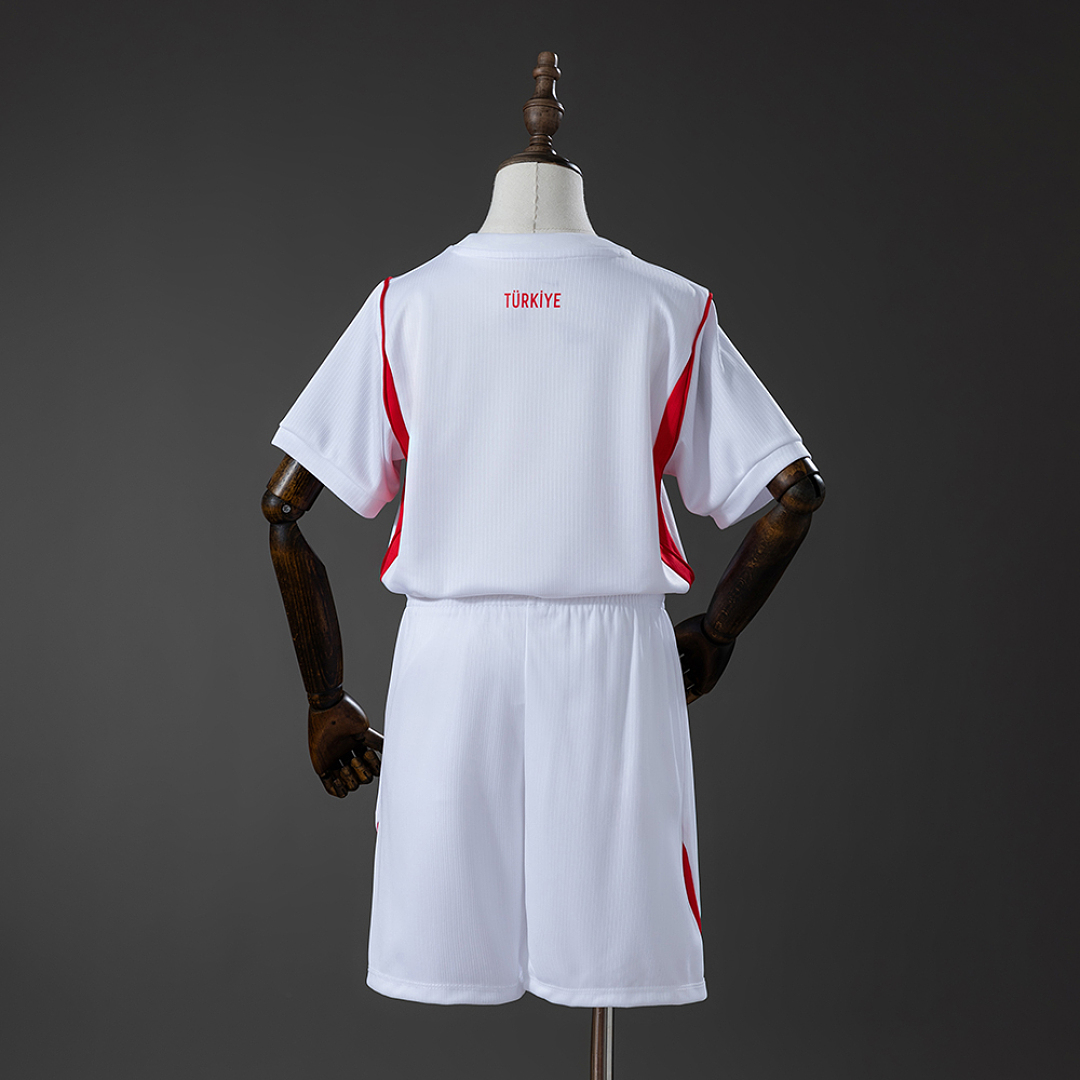 Turkey 2026 Home Kids Kit Jersey Size 16-28 3