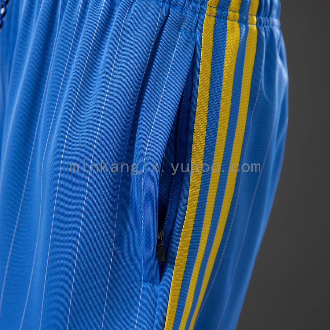 M-U Terrace Icons Shorts Blue S-XXL 4