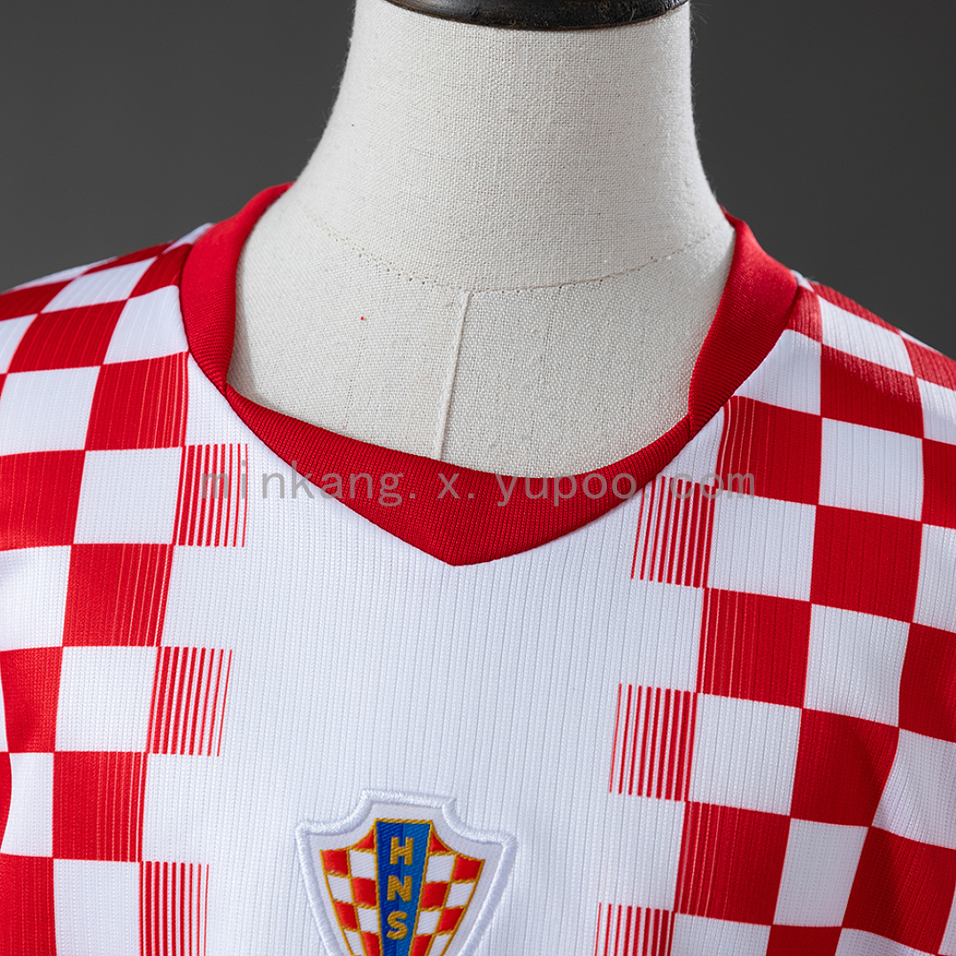 Croatia 2026 Home Kids Kit Jersey Size 16-28 8
