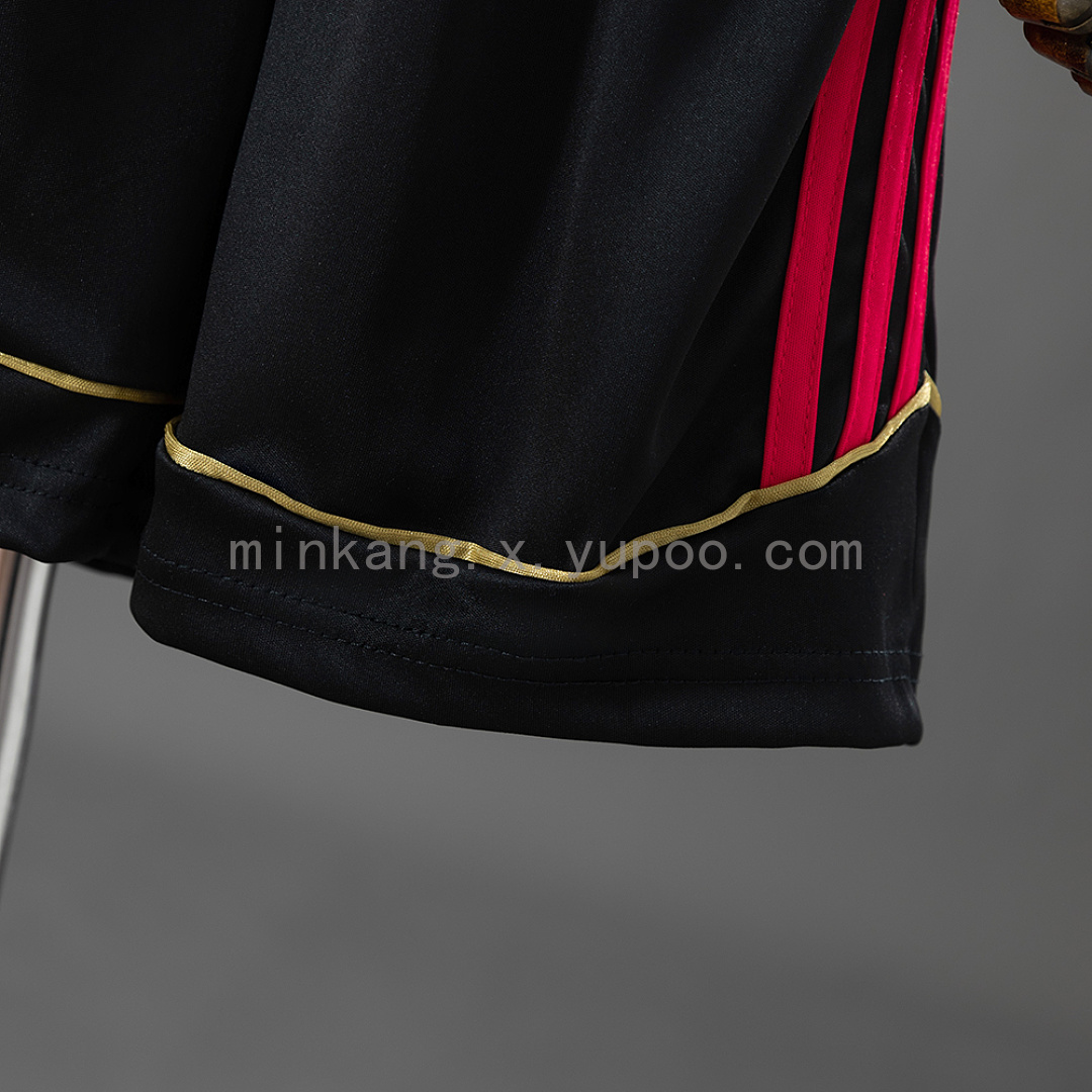 AC Milan 06/07 Home Retro Kids Kit Jersey Size 16-28 4