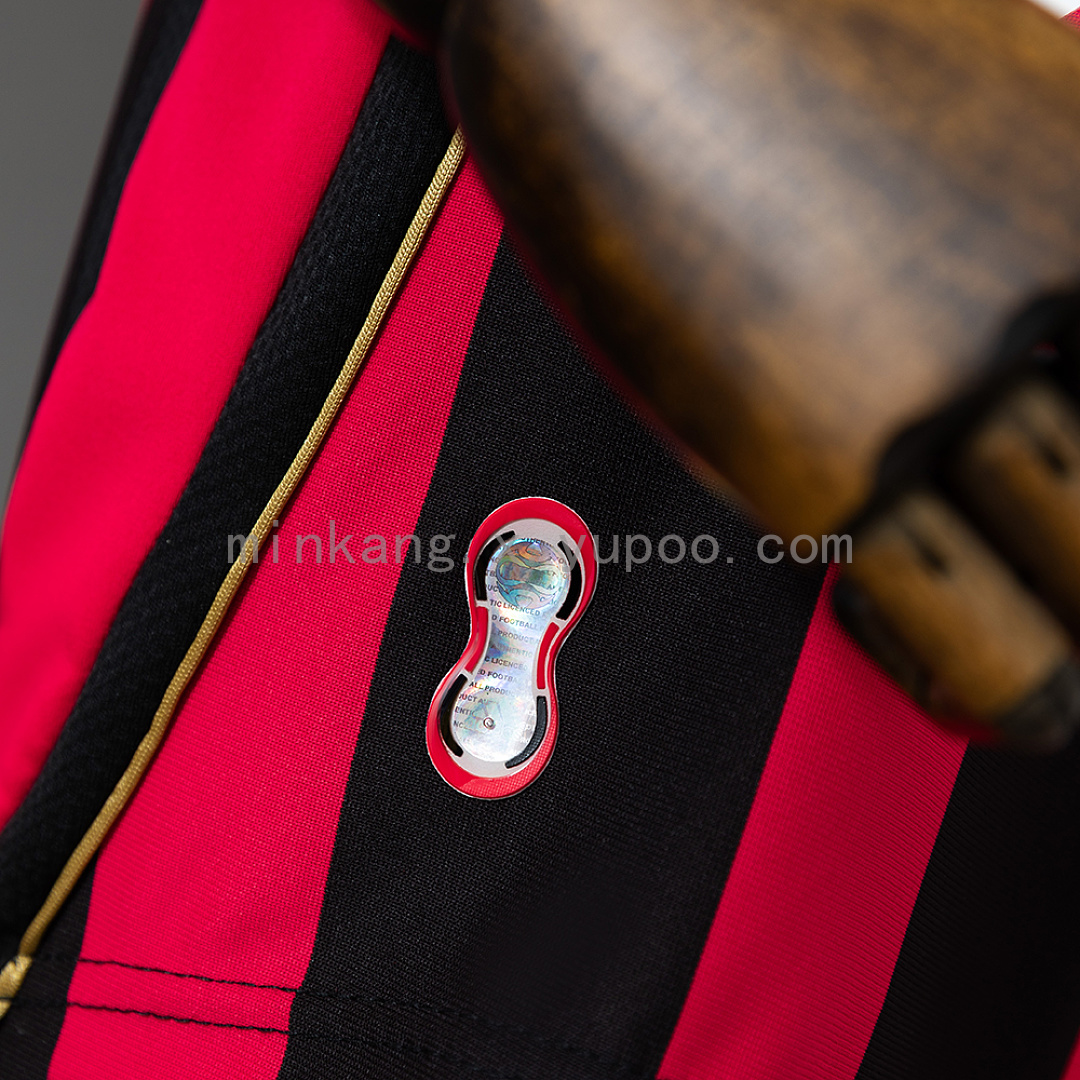 AC Milan 06/07 Home Retro Kids Kit Jersey Size 16-28 10