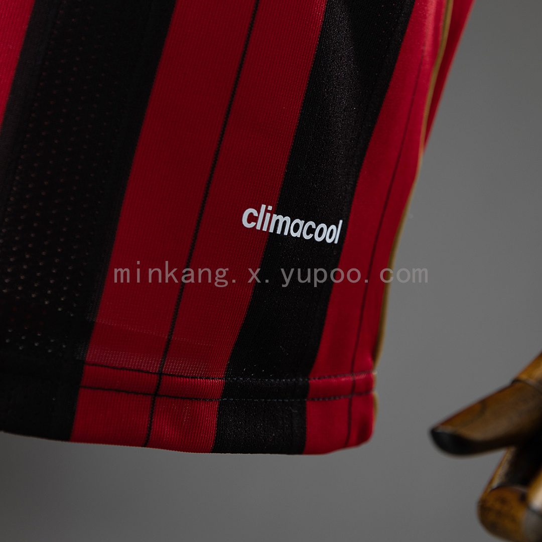AC Milan 13/14 Home Retro Kids Kit Jersey Size 16-28 11