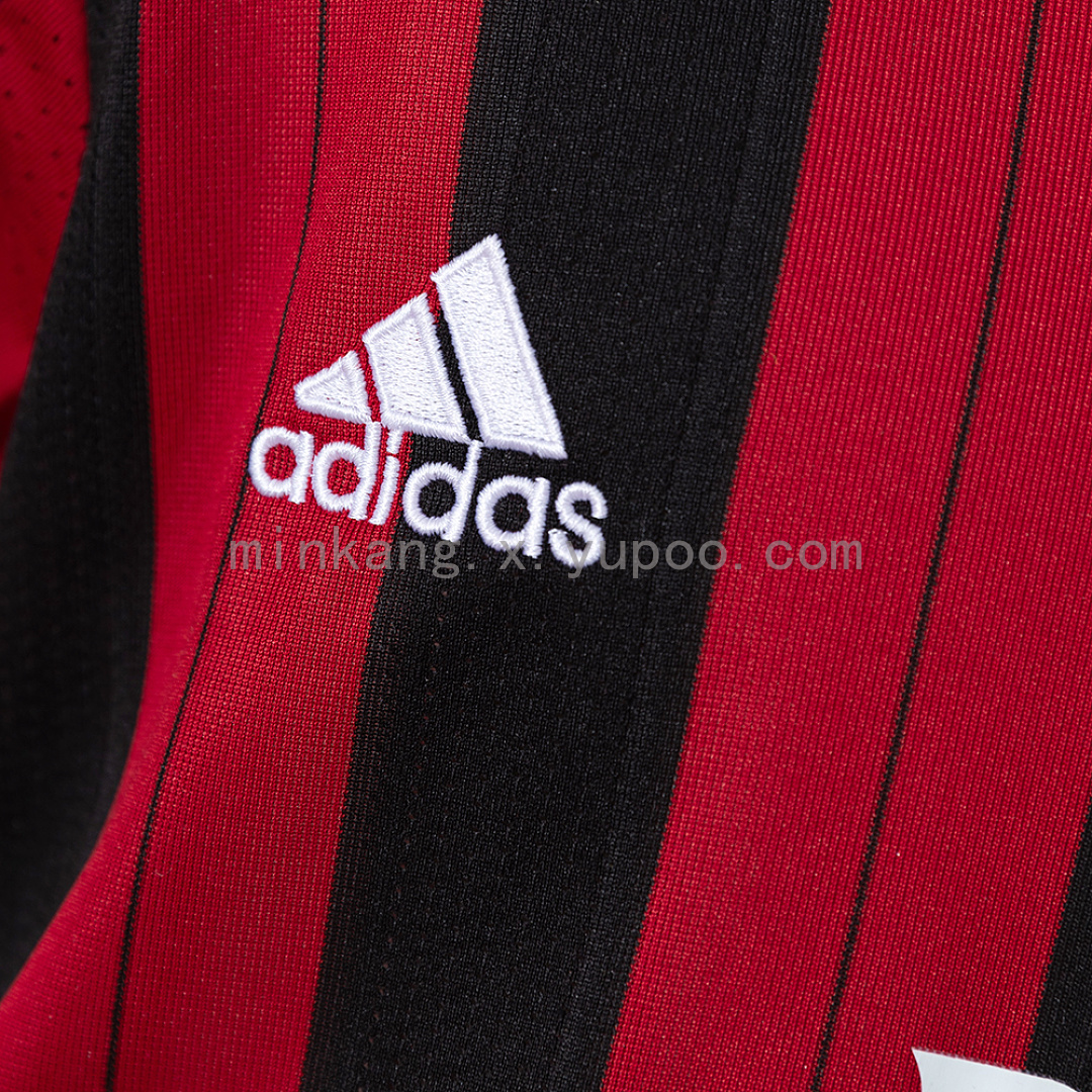 AC Milan 13/14 Home Retro Kids Kit Jersey Size 16-28 7