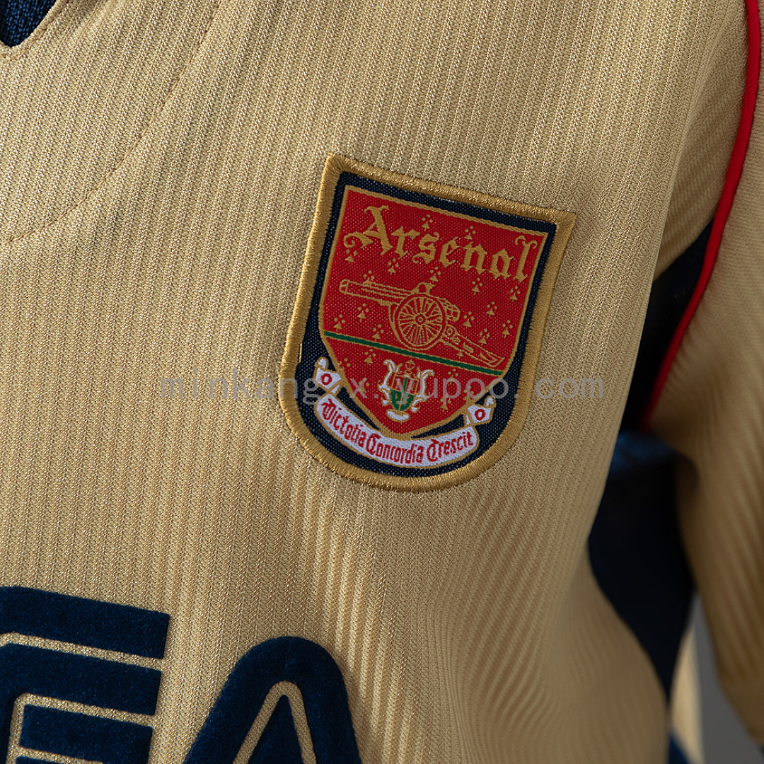 Arsenal 01/02 Away Retro Kids Kit Jersey SIZE 16-28 8