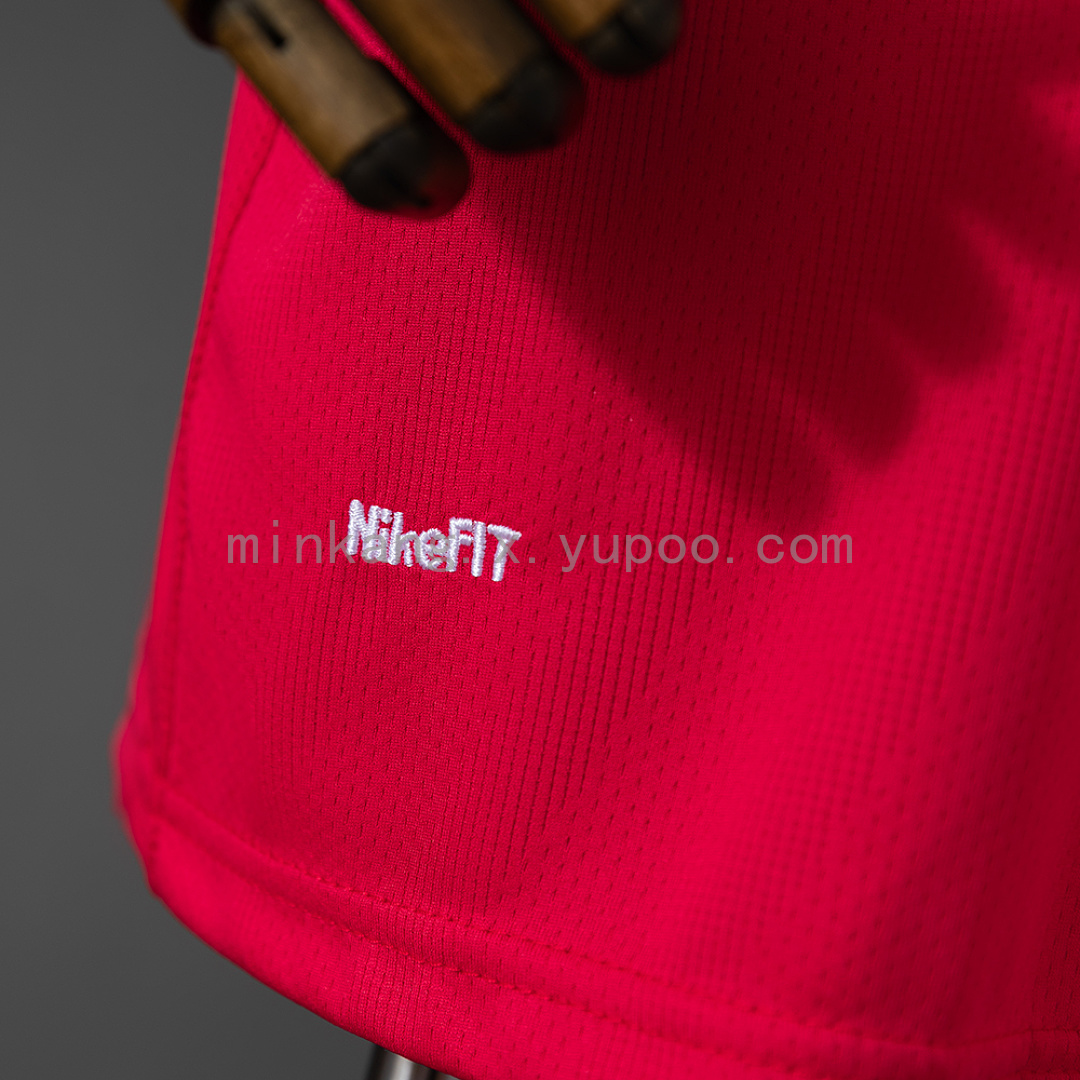 M-U 07/08 Home Retro Kids Kit Jersey Size 16-28 12