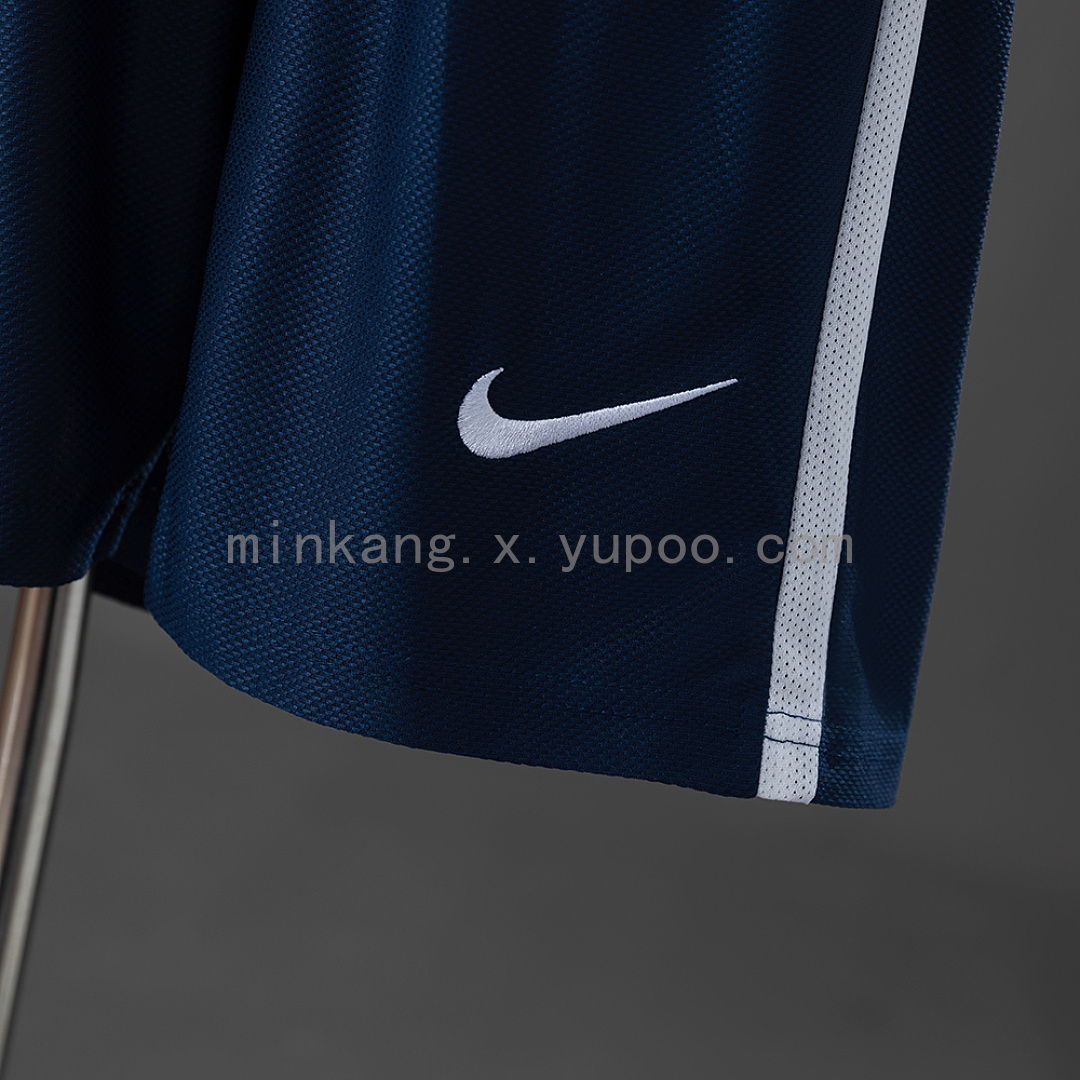 M-U 0809 Away (League Edition) Retro Kids Kit Jersey Size 16-2- 4