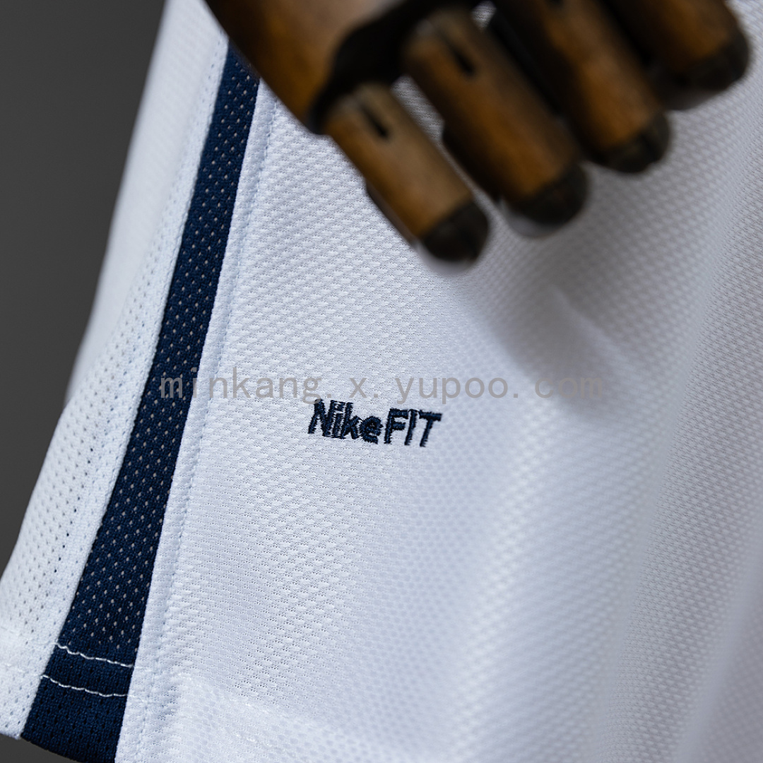 M-U 08/09 Away (UEFA Champions League) Retro Kids Kit Jersey SIZE 16-28 11