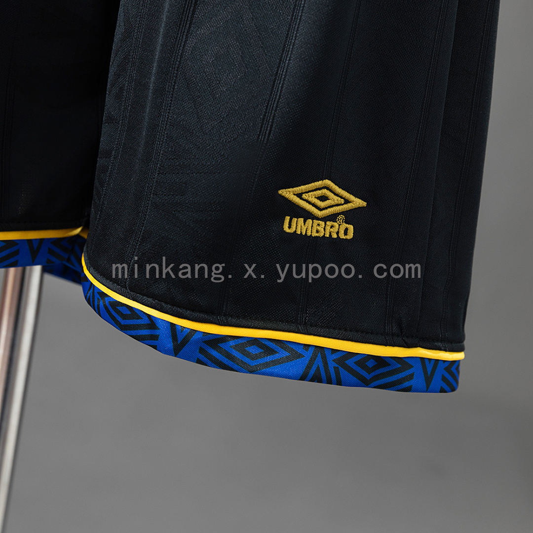 M-U 93/94 Away Retro Kids Kit Jersey Size 16-28 4