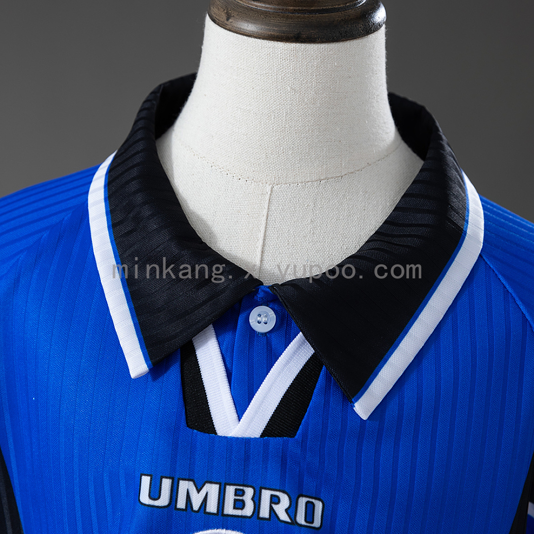 M-U 96/98 Third Away Retro Kids Kit Jersey SIZE 16-28 9