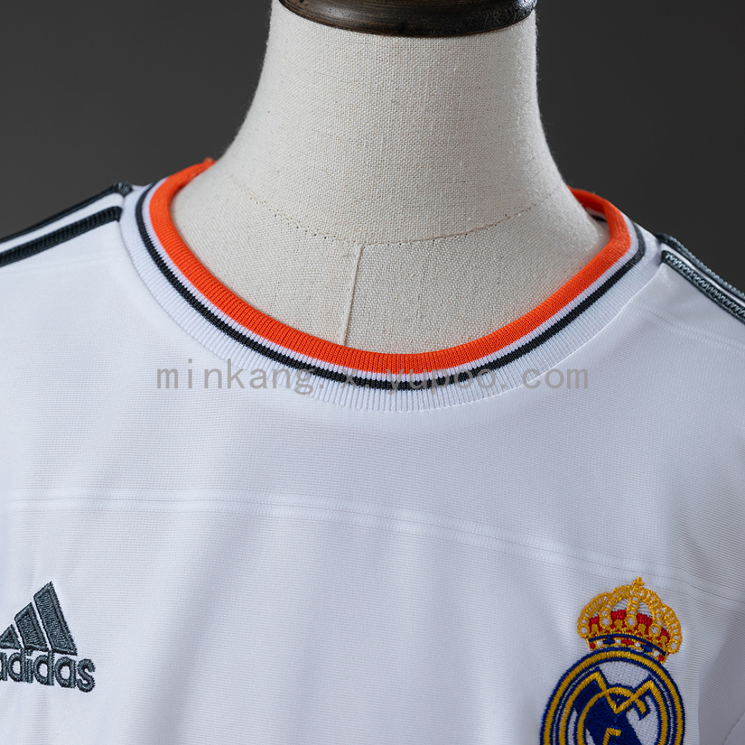Real Madrid 13/14 Home Retro Kids Kit Jersey Size 16-28 11