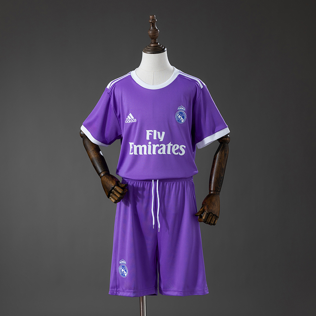 Real Madrid 16/17 Away Retro Kids Kit Jersey Size 16-28 3
