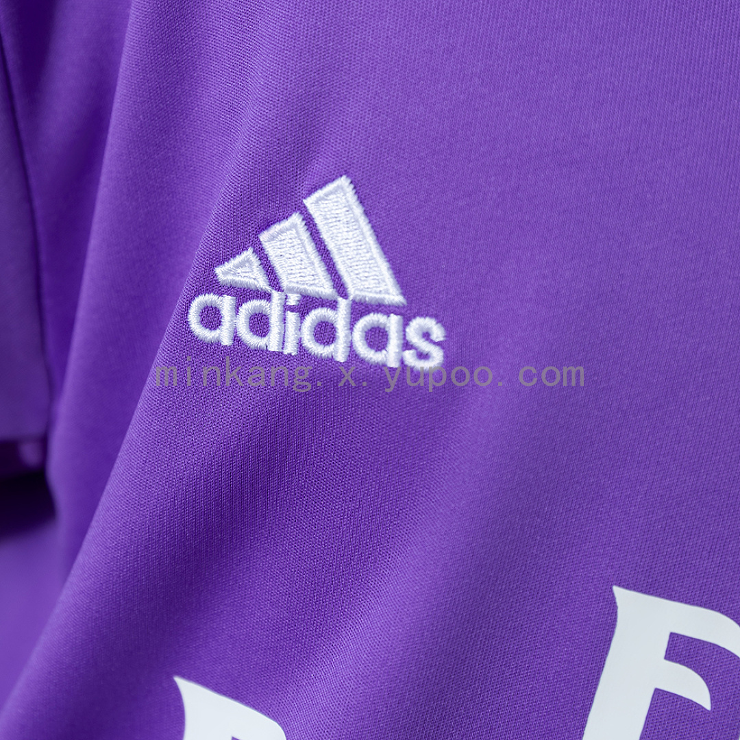 Real Madrid 16/17 Away Retro Kids Kit Jersey Size 16-28 7