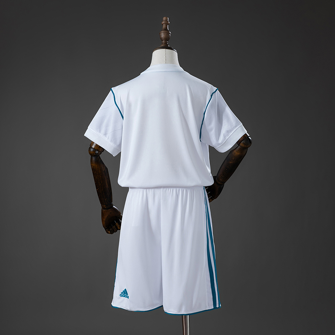 Real Madrid 17/18 Home Retro Kids Kit Jersey Size 16-28 2