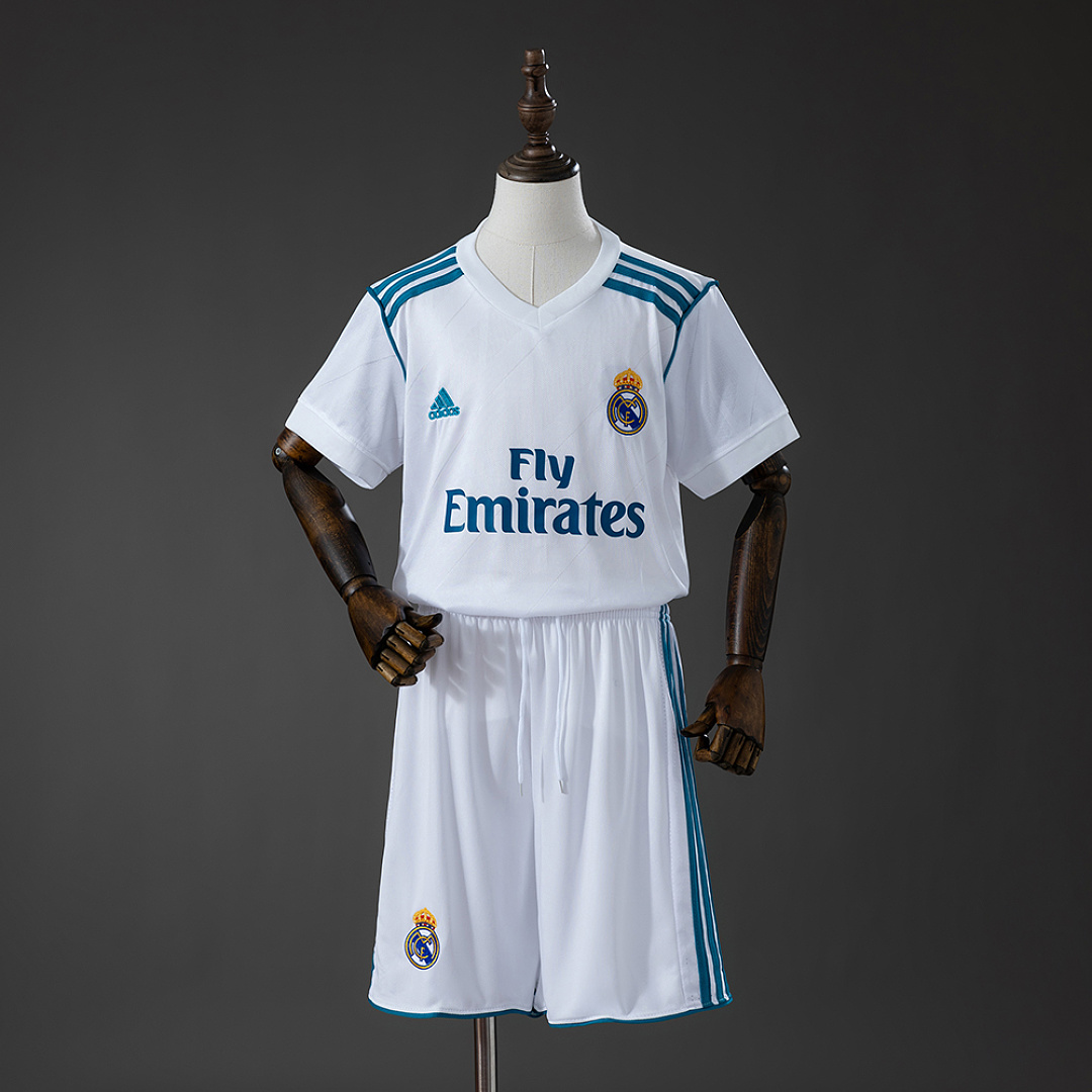 Real Madrid 17/18 Home Retro Kids Kit Jersey Size 16-28 3