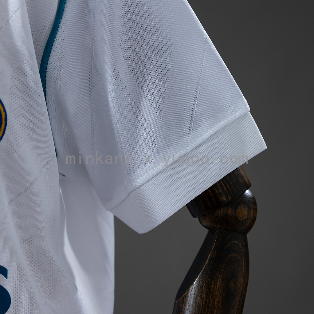 Real Madrid 17/18 Home Retro Kids Kit Jersey Size 16-28 6