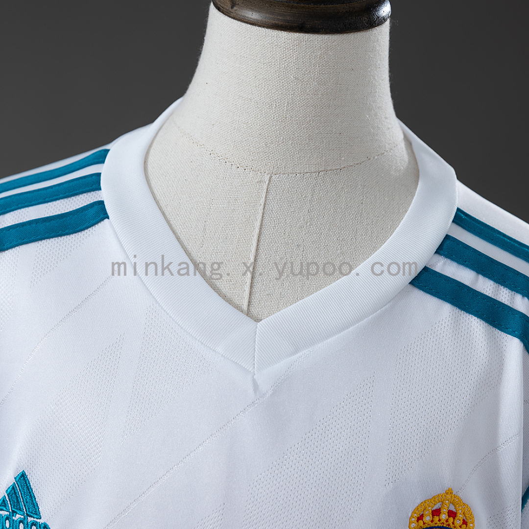 Real Madrid 17/18 Home Retro Kids Kit Jersey Size 16-28 10