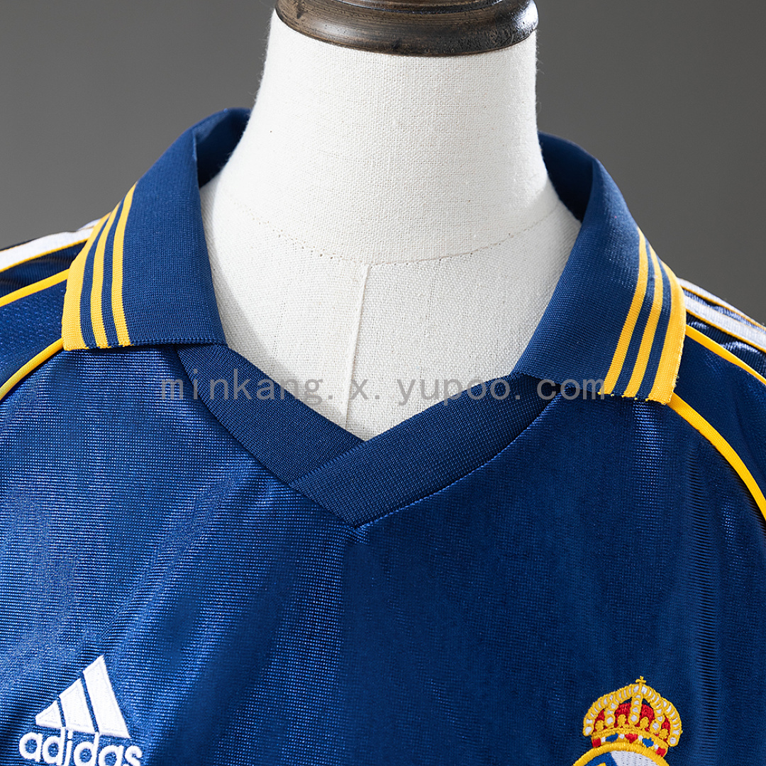 Real Madrid 98/00 Third Away Retro Kids Kit Jersey SIZE 16-28 10