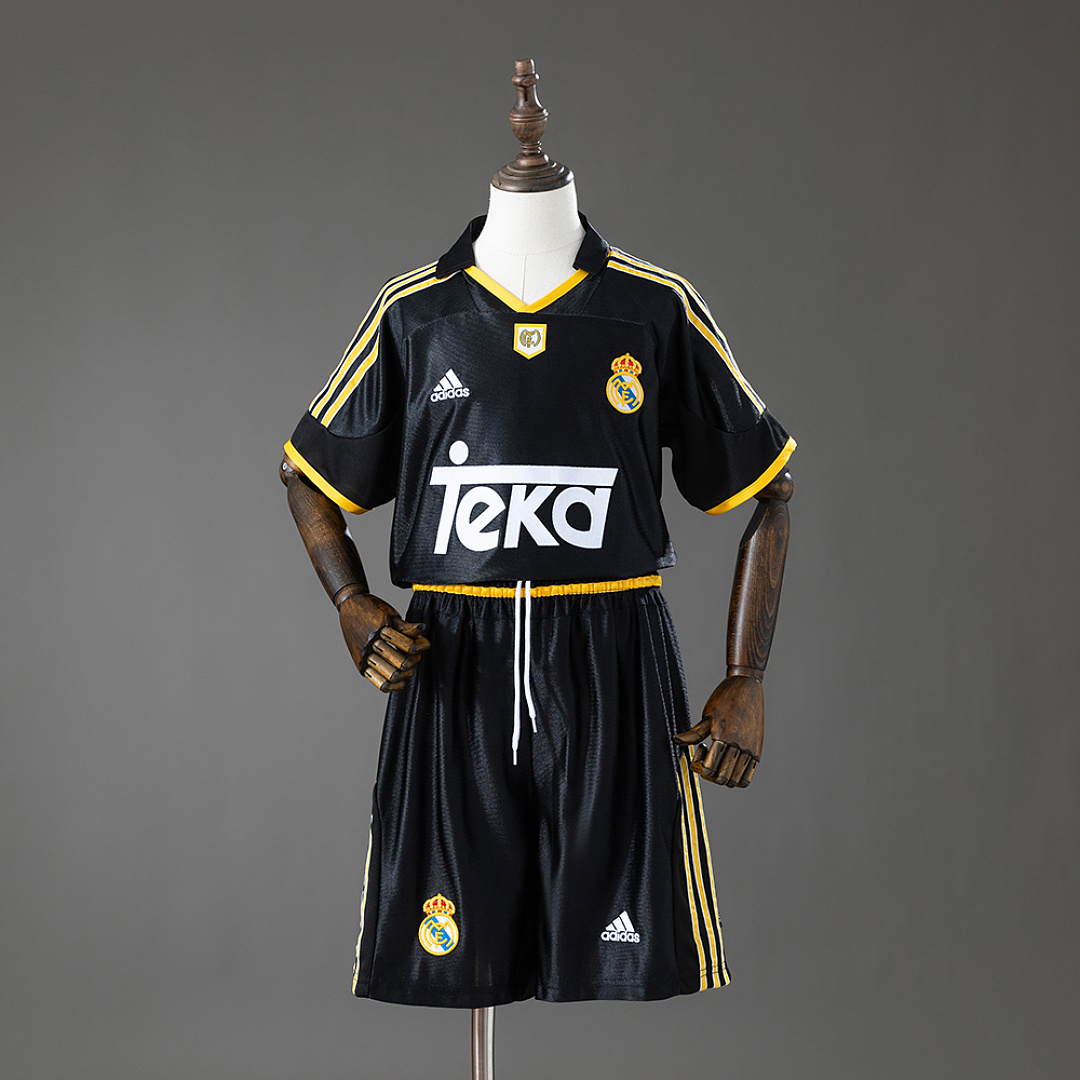 Real Madrid 99/01 Away Retro Kids Kit Jersey Size 16-28