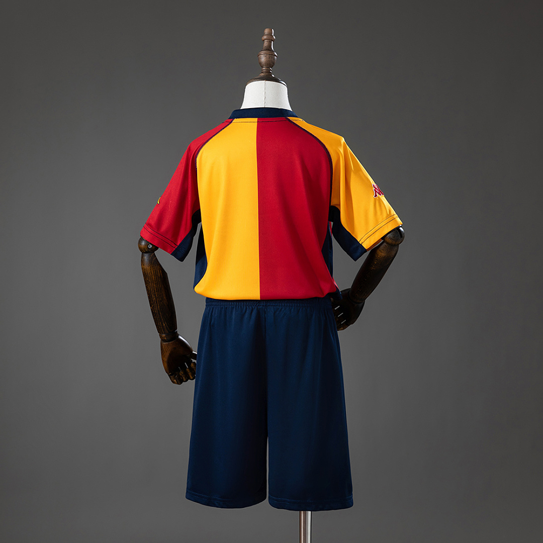 Roma 00/01 Champion Edition Retro Kids Kit Jersey SIZE 16-28 2