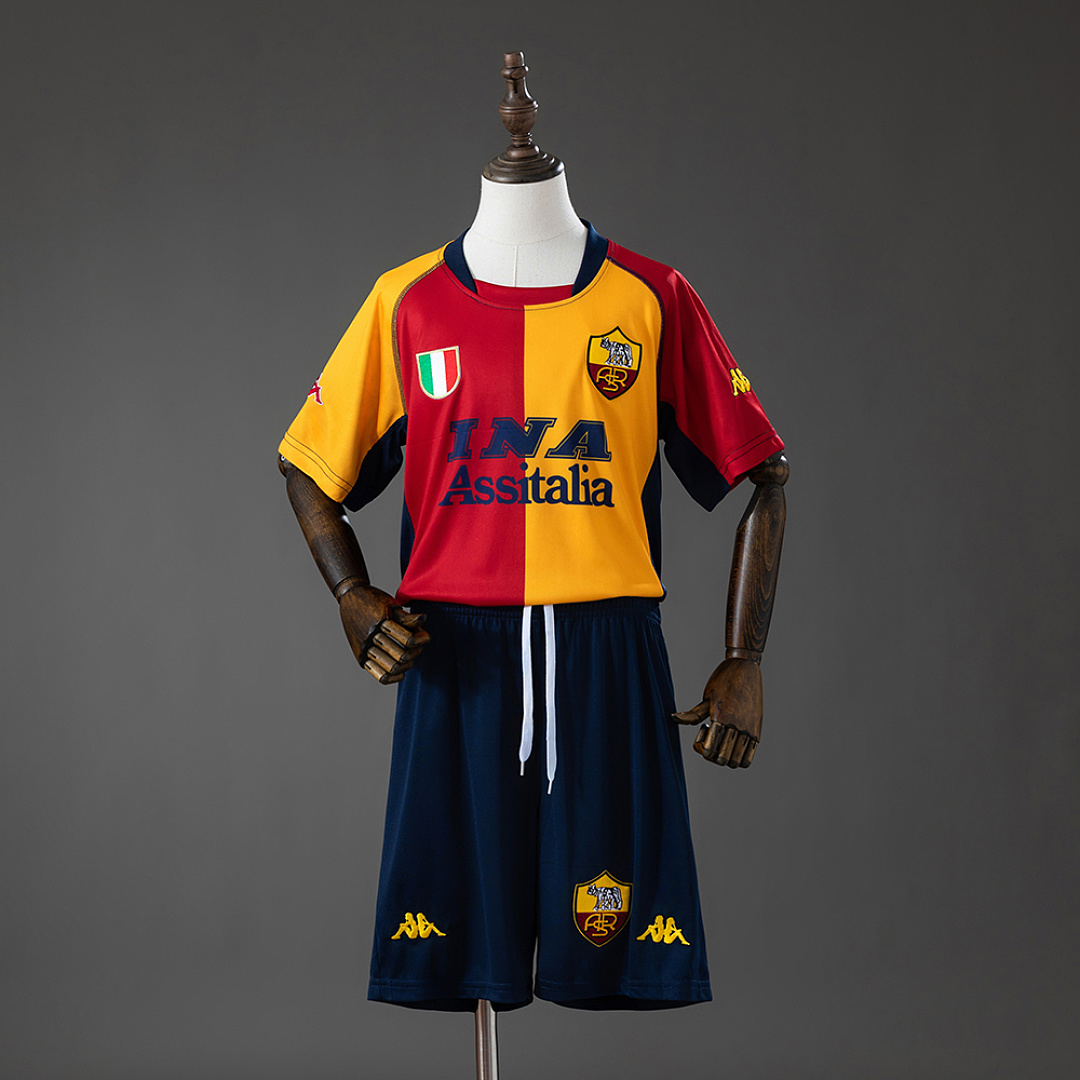 Roma 00/01 Champion Edition Retro Kids Kit Jersey SIZE 16-28 3