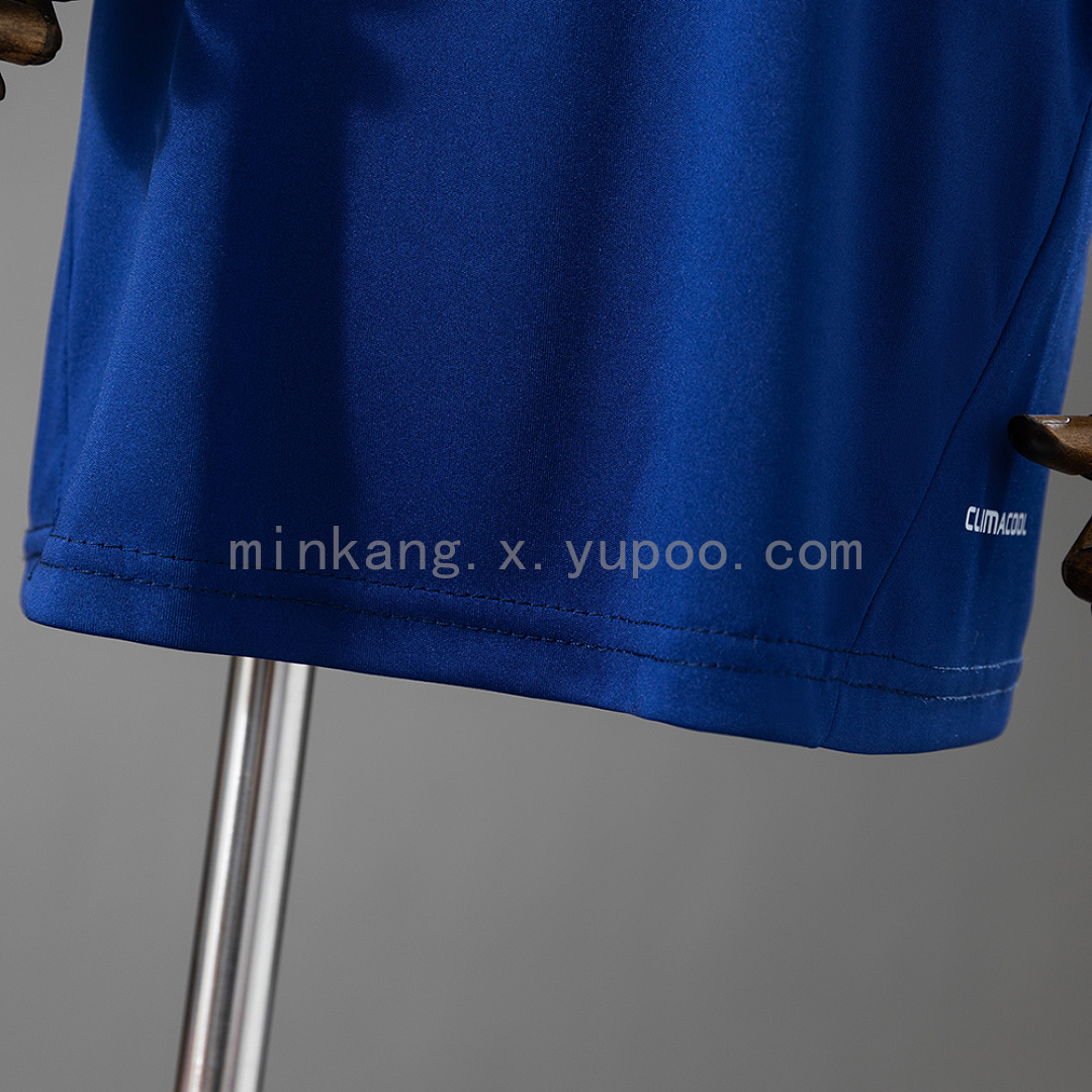 Spain 2010 Away Retro Kids Kit Jersey SIZE 16-28 12