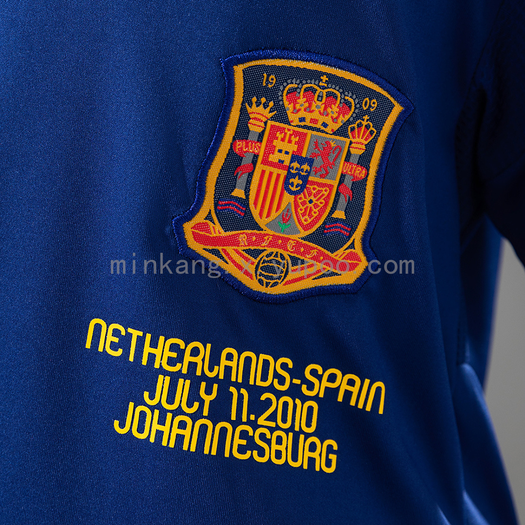Spain 2010 Away Retro Kids Kit Jersey SIZE 16-28 7