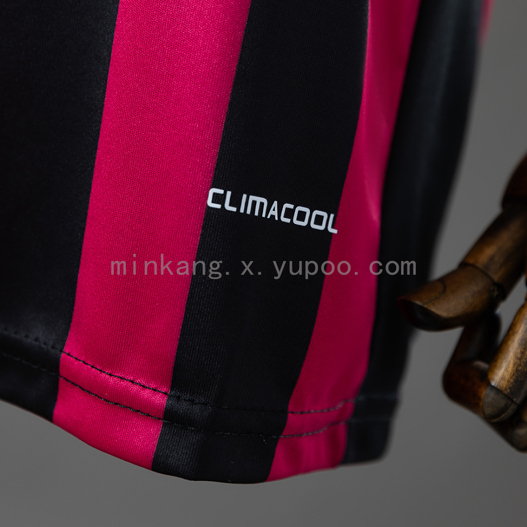 AC Milan 09/10 Home Retro Kids Kit Jersey Size 16-28 13