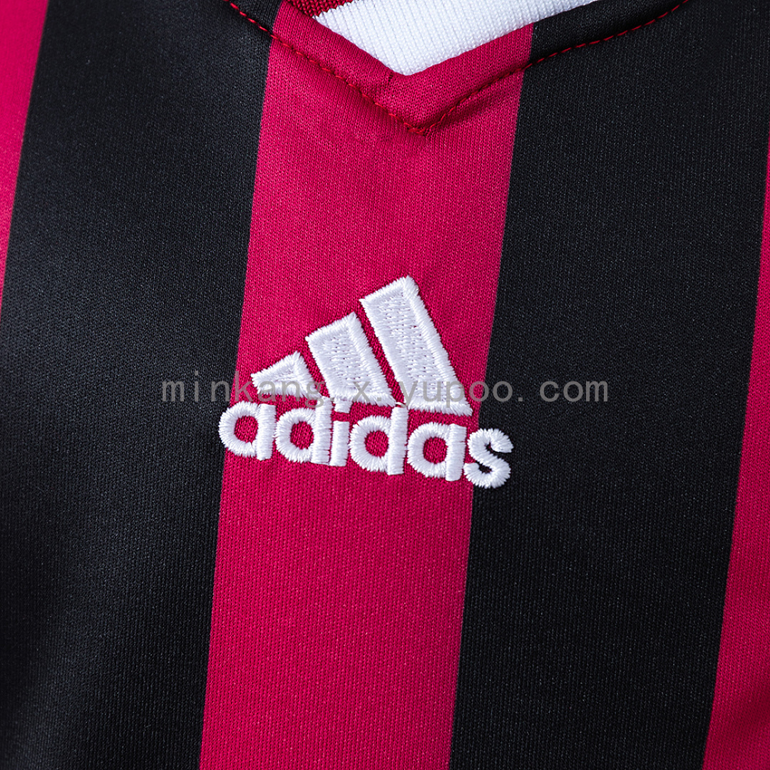 AC Milan 09/10 Home Retro Kids Kit Jersey Size 16-28 9