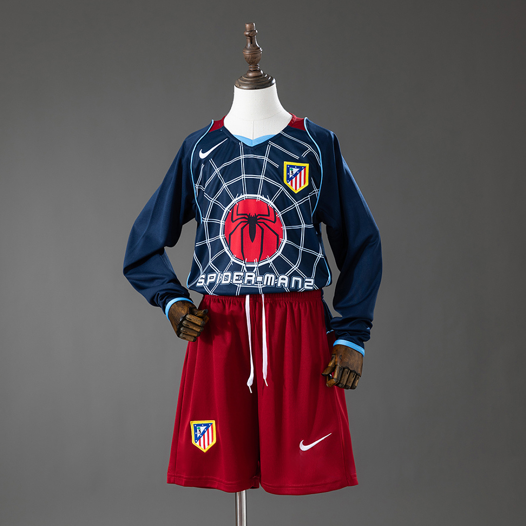 Atletico Madrid 04/05 Away Retro Long-Sleeve Kids Kit Jersey SIZE 16-28 3