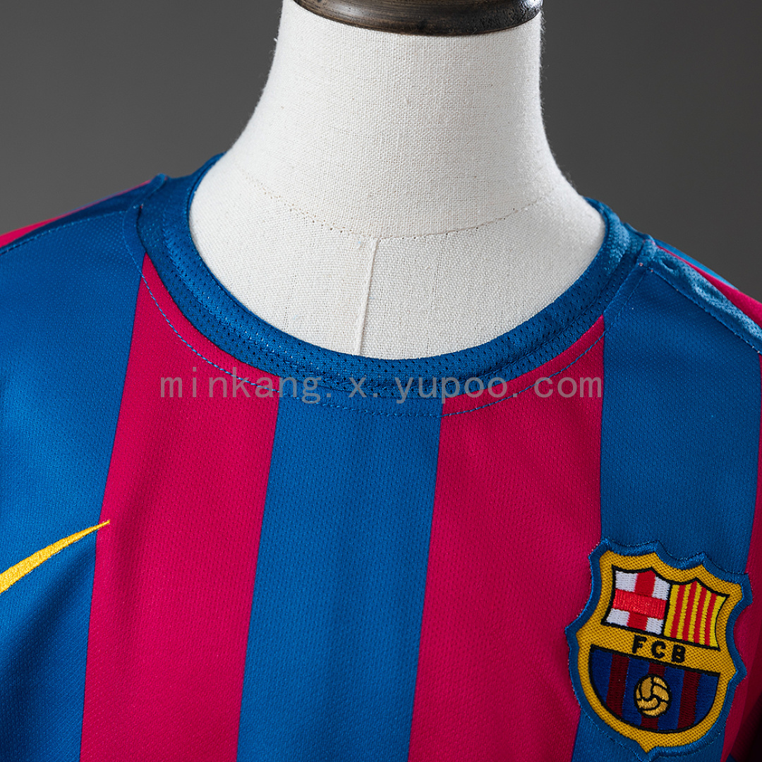 Barcelona 05/06 Home (UEFA Champions League) Retro Long Sleeve Kids Kit Jersey SIZE 16-28 9