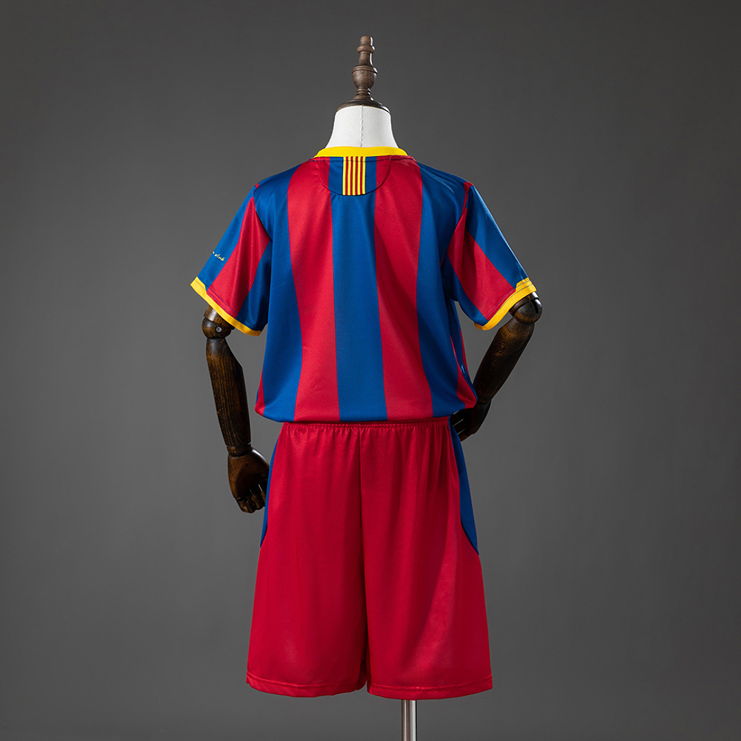 Barcelona 10/11 Home Retro Kids Kit Jersey Size 16-28 2