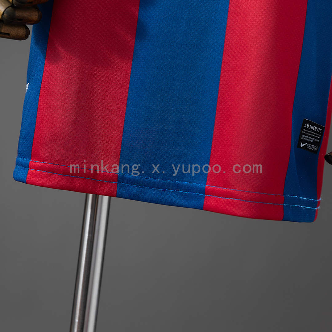 Barcelona 10/11 Home Retro Kids Kit Jersey Size 16-28 13