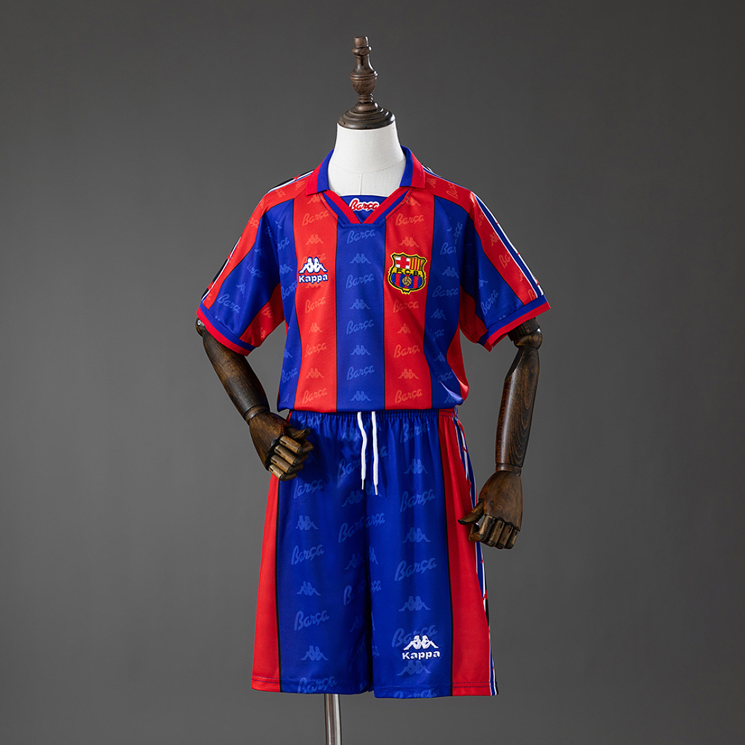 Barcelona 96/97 Home Retro Kids Kit Jersey Size 16-28 3