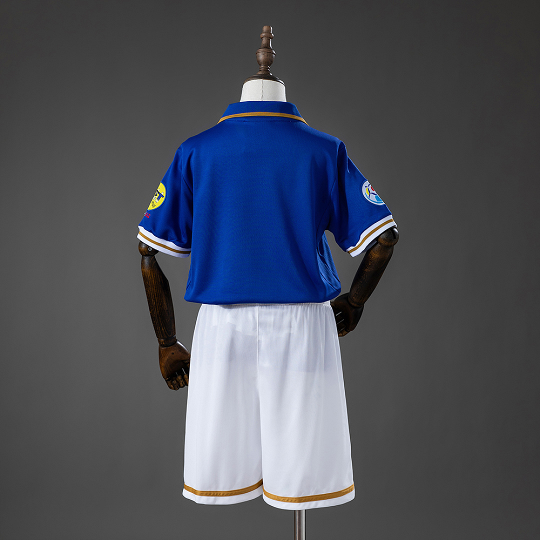 Italy 1996 Home Retro Kids Kit Jersey Size 16-28 2