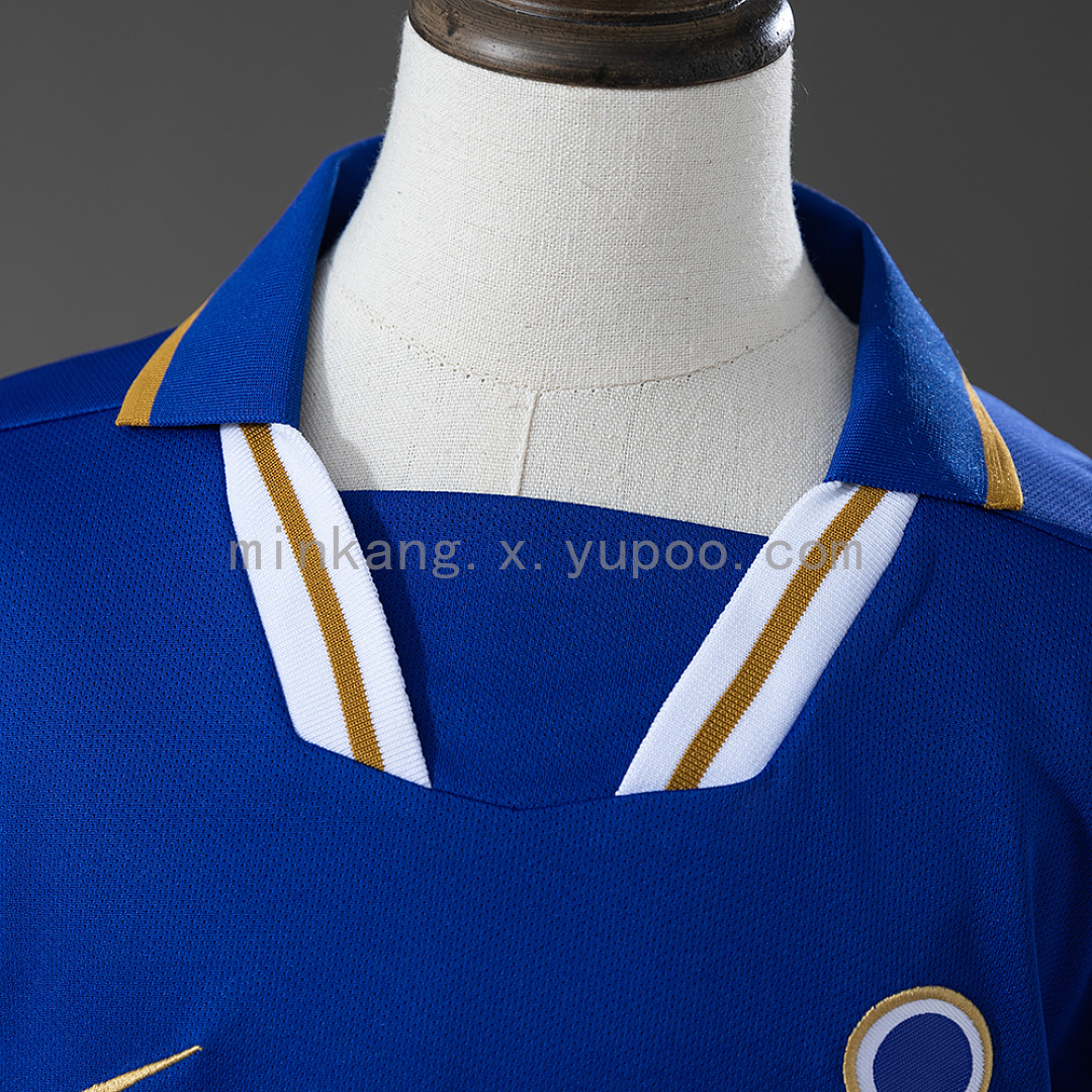Italy 1996 Home Retro Kids Kit Jersey Size 16-28 9
