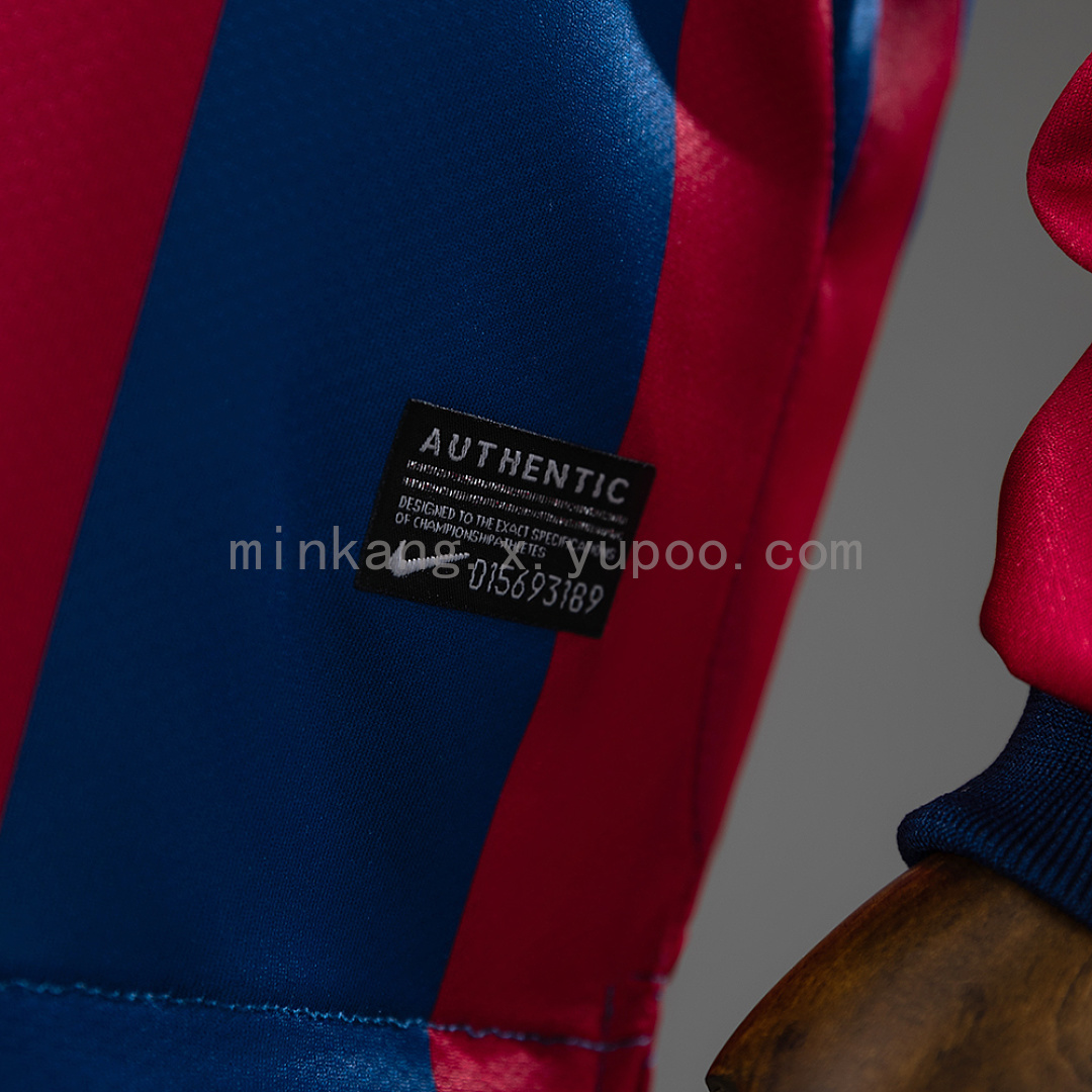 Barcelona 10/11 Home Retro Long Sleeve Kids Kit Jersey SIZE 16-28 13