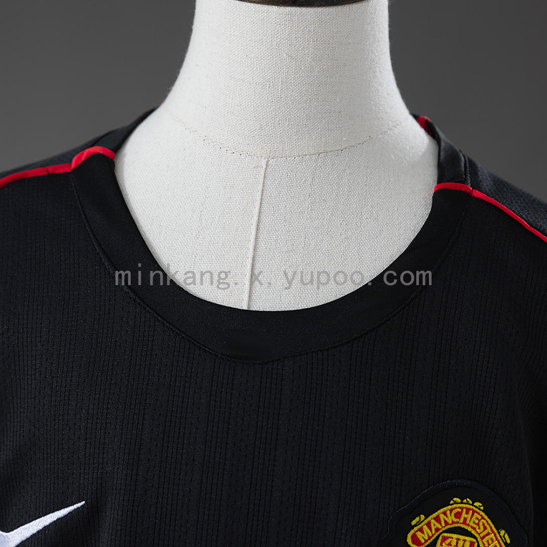 M-U 07/08 Away Retro Long Sleeve Kids Kit Jersey SIZE 16-28 11