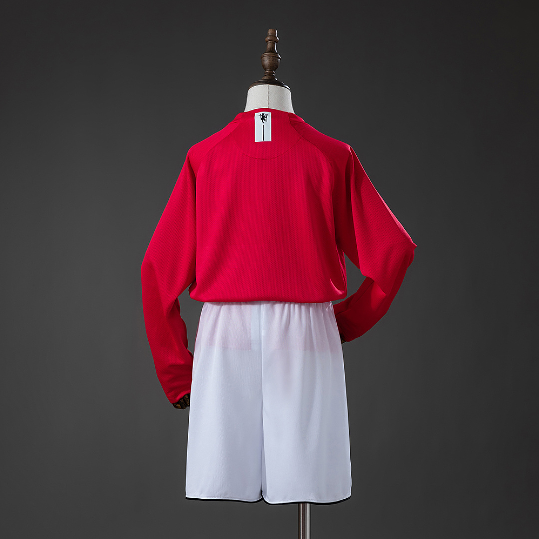 M-U 07/08 Home Retro Long Sleeve Kids Kit Jersey SIZE 16-28 2