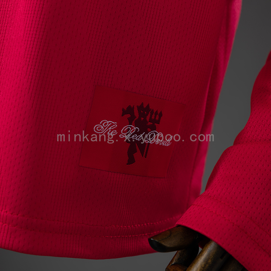 M-U 07/08 Home Retro Long Sleeve Kids Kit Jersey SIZE 16-28 14