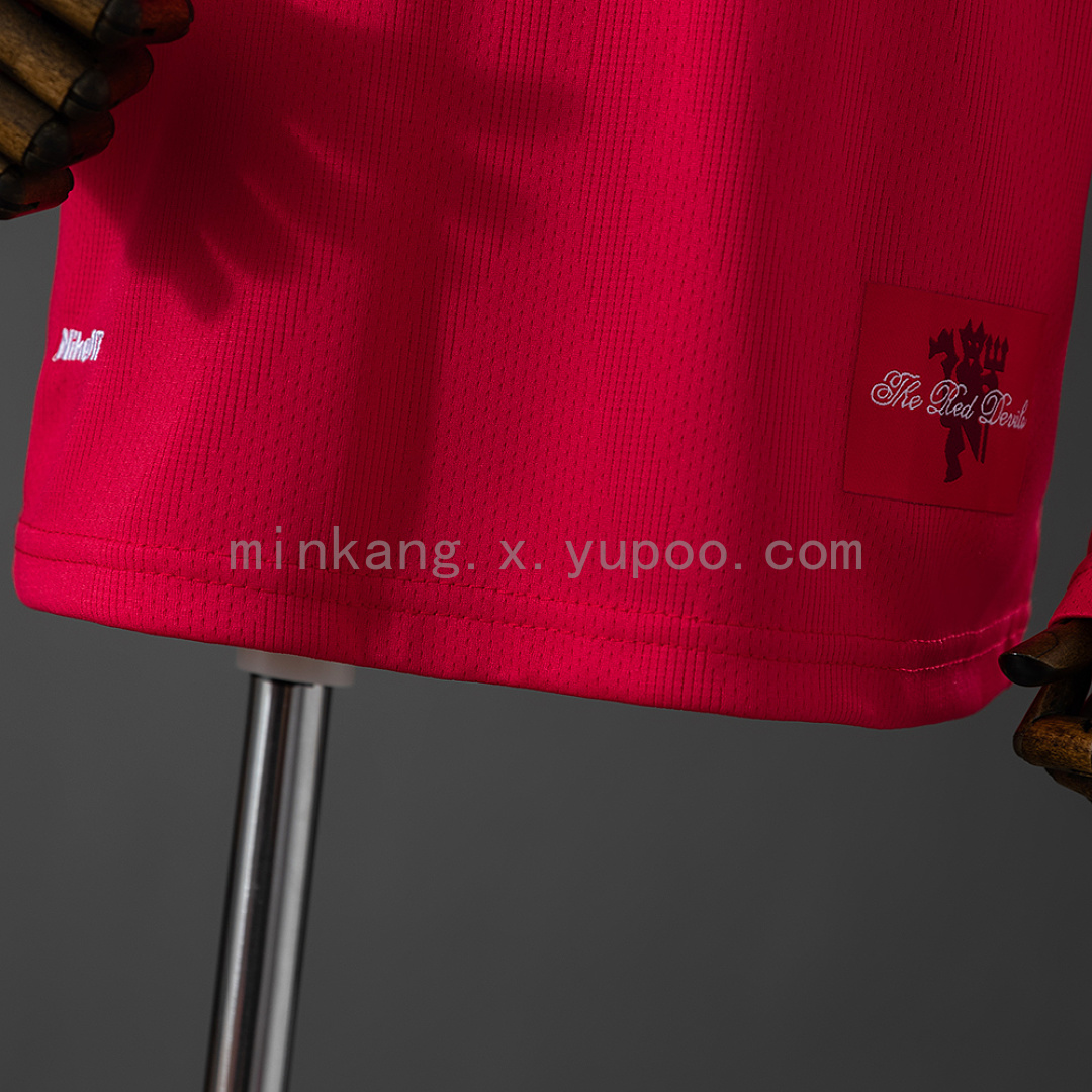 M-U 07/08 Home Retro Long Sleeve Kids Kit Jersey SIZE 16-28 15