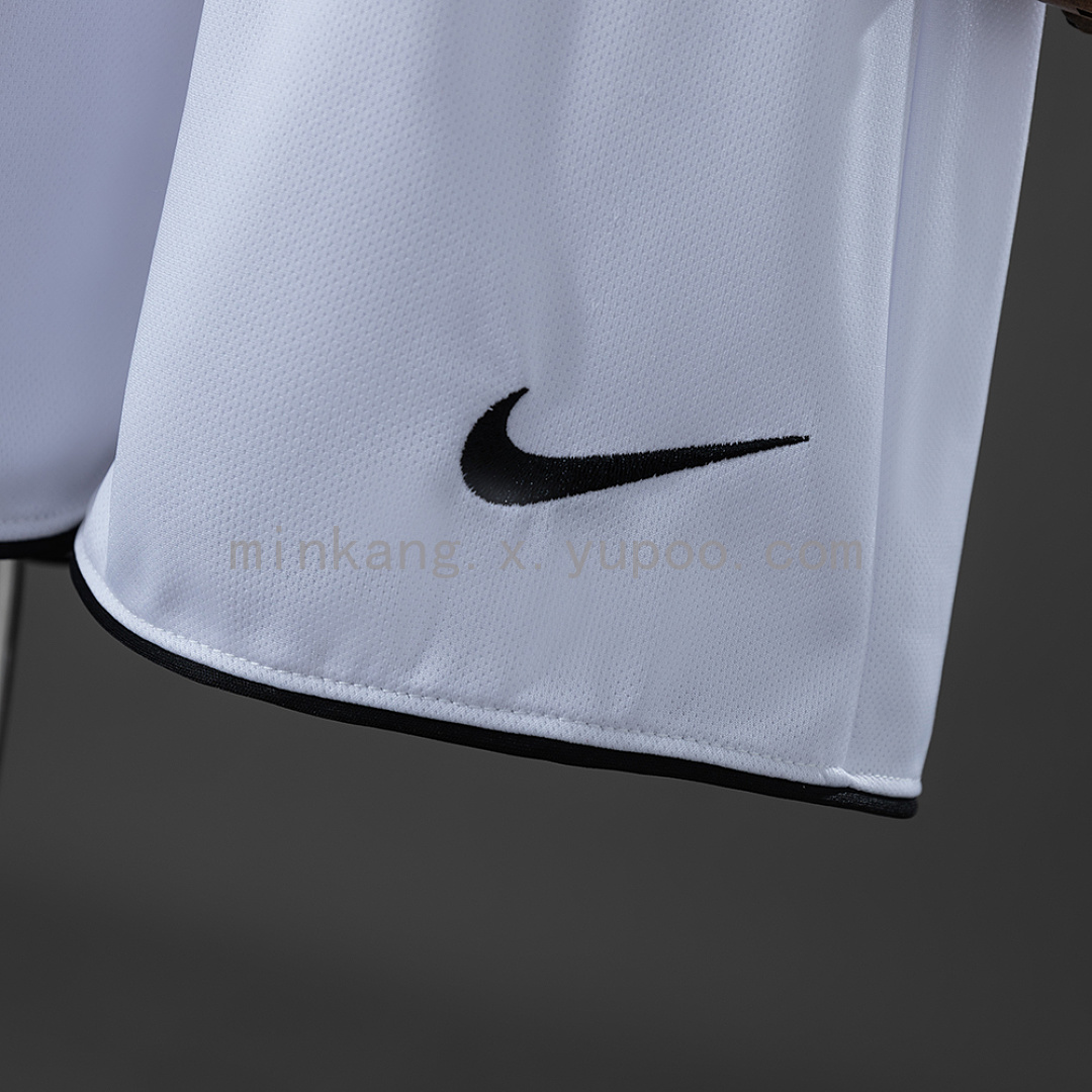 M-U 07/08 Home Retro Long Sleeve Kids Kit Jersey SIZE 16-28 5