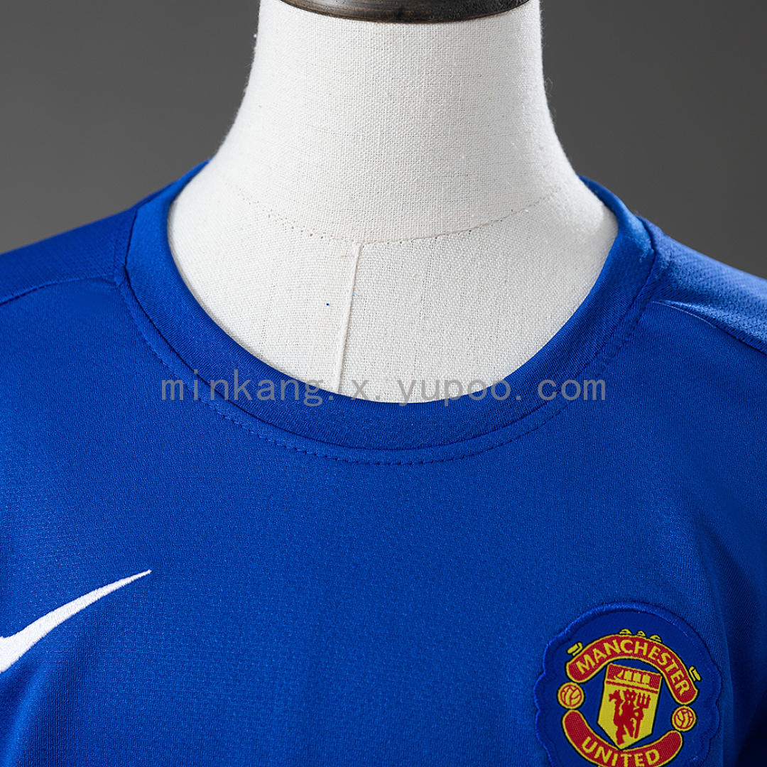 M-U 08/09 Third Away Retro Long-Sleeve Kids Kit Jersey Size 16-28 11