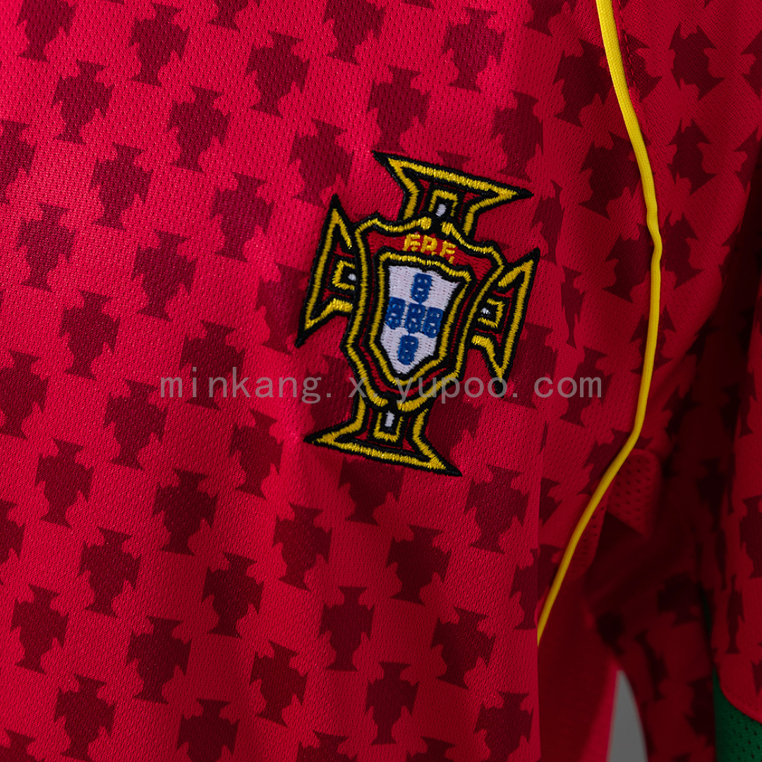 Portugal 2004 Home Retro Long Sleeve Kids Kit Jersey SIZE 16-28 8