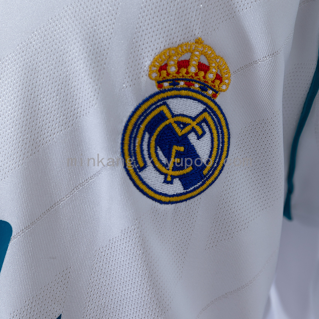 Real Madrid 17/18 Home Retro Long Sleeve Kids Kit Jersey Size 16-28 8