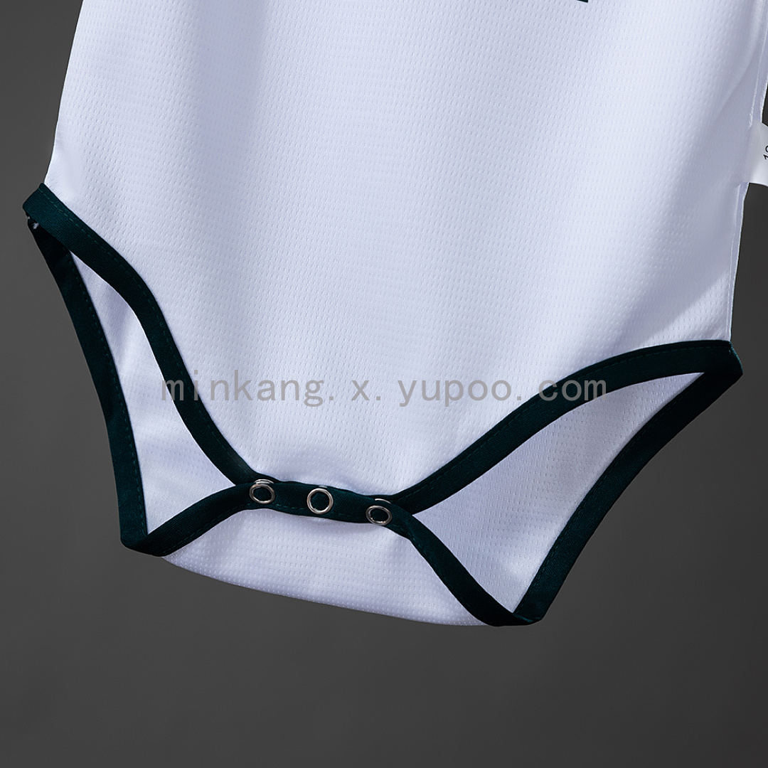 Real Madrid 26/27 Home Baby Jersey SIZE 9/12 5